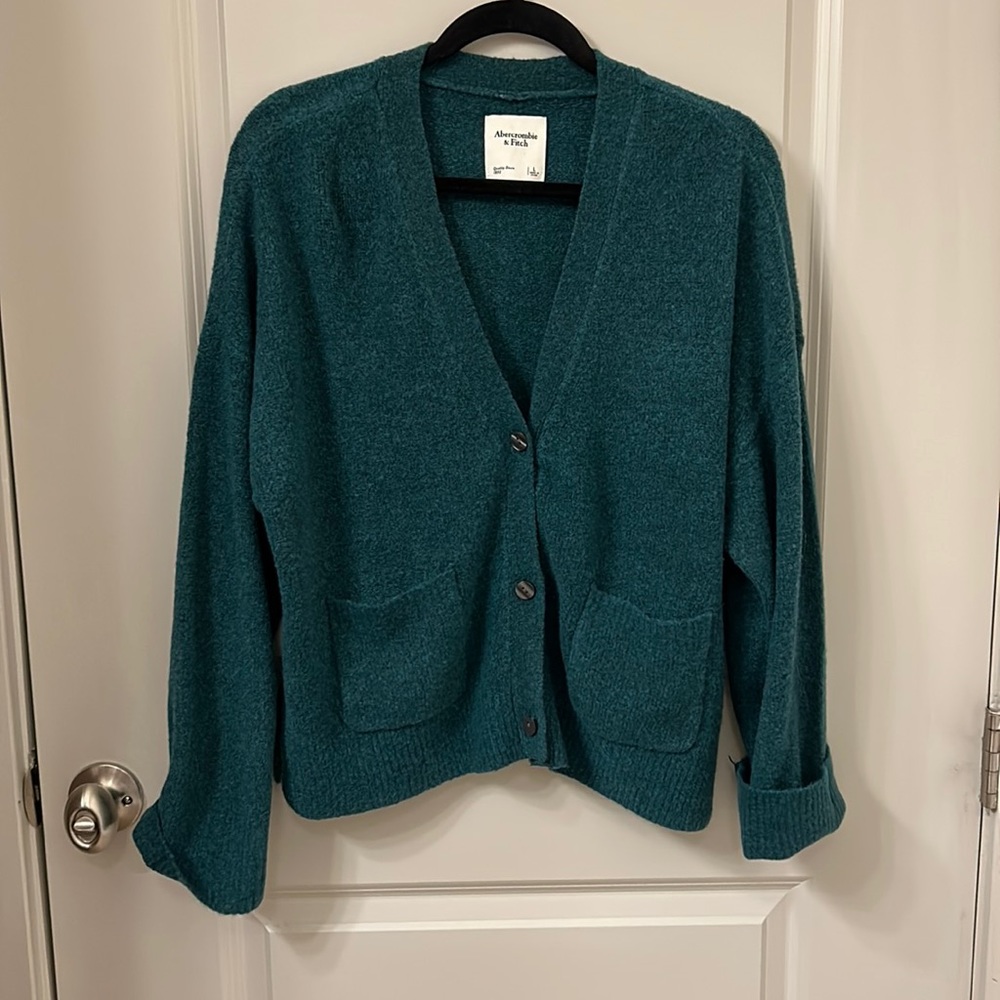 NWT Abercrombie and Fitch Dark Green Cardigan